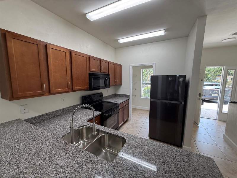 2 bedroom Condominium at 2945 SW 35th Place #132, Woods Edge Condo, Gainesville — photo 4