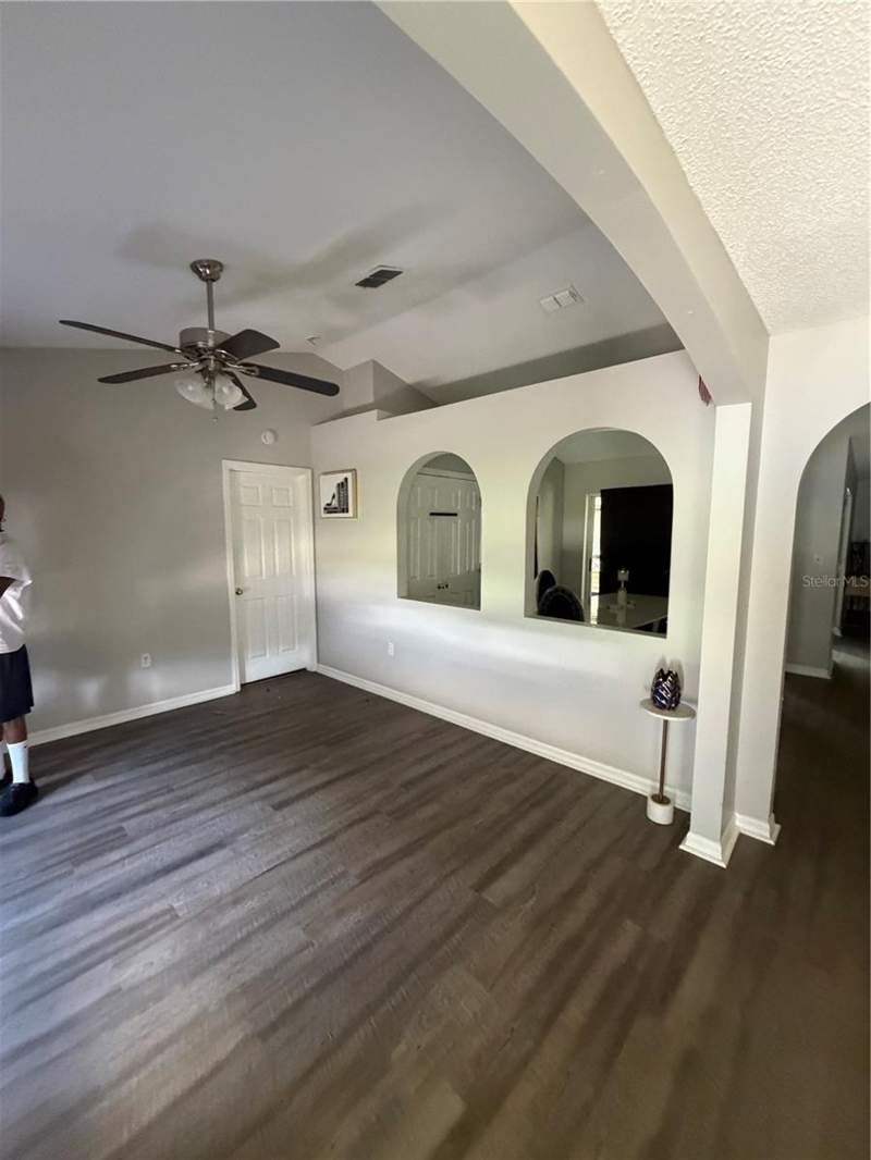 4 bedroom Single Family Residence at 346 Cocoa Court, Poinciana Village 1 Nbhd 1 North, Kissimmee — photo 3