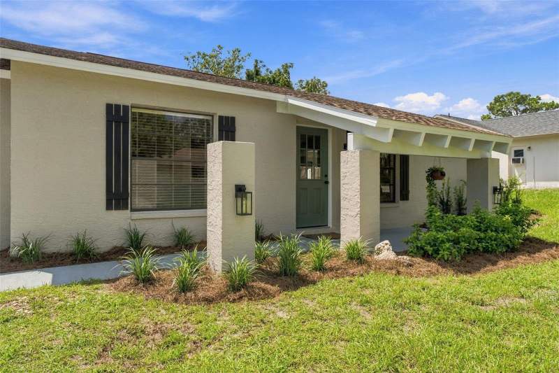 2 bedroom Single Family Residence at 11208 Portsmouth Street, Spring Hill, Spring Hill — photo 2