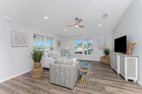 4199 Hollis Avenue, Port Charlotte FL - photo 24 of 81