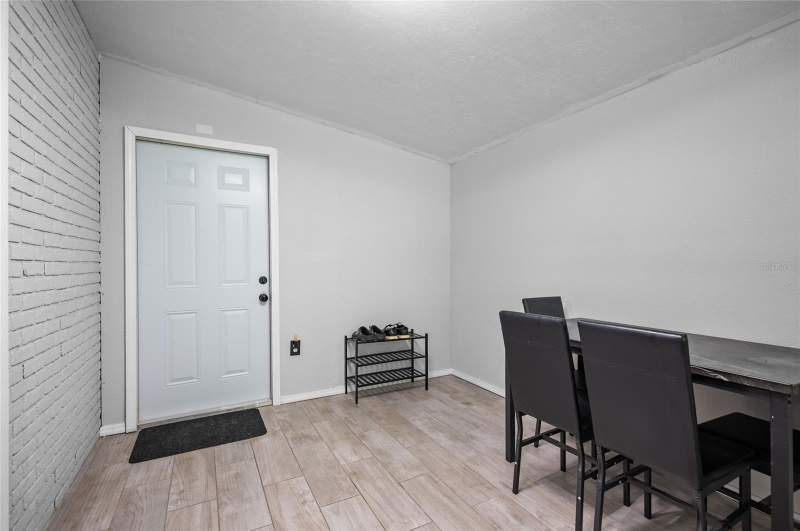 3 bedroom Single Family Residence at 340 Timbruce Lane, Port Charlotte Sec 001, Port Charlotte — photo 2