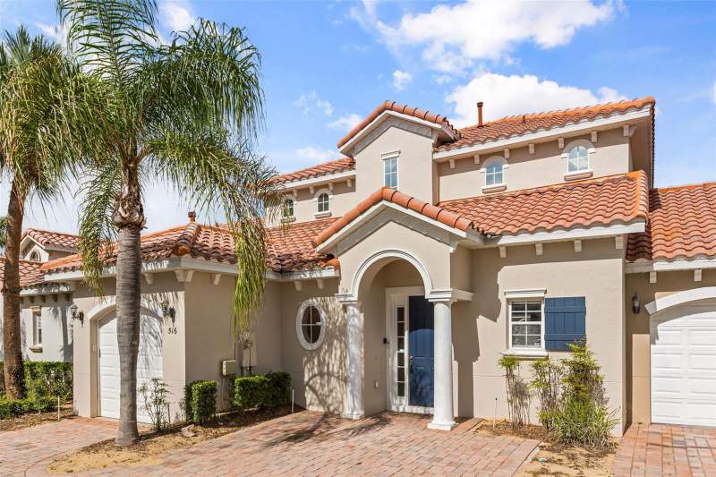4 bedroom Townhouse at 516 Brunello Drive, Tuscan Hills, Davenport — photo 2