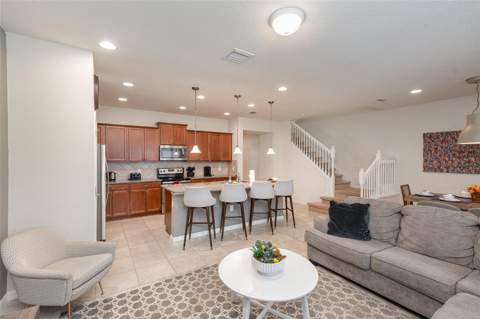 9025 Rhodes Street, Kissimmee FL - photo 6 of 43
