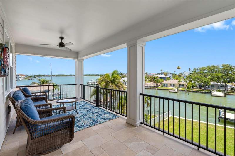 4 bedroom Single Family Residence at 16025 Redington Drive, Lone Palm Beach 3rd Add, Redington Beach — photo 3