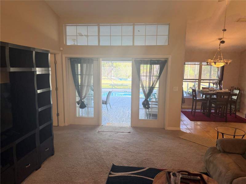 3 bedroom Single Family Residence at 4860 N Cimarron Drive, Pine Ridge Unit 01, Beverly Hills — photo 4