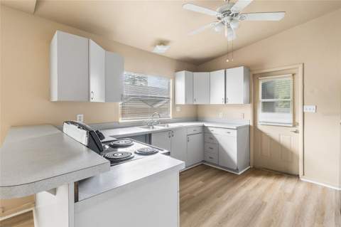 3701 38th Avenue, St Petersburg FL - photo 14 of 32