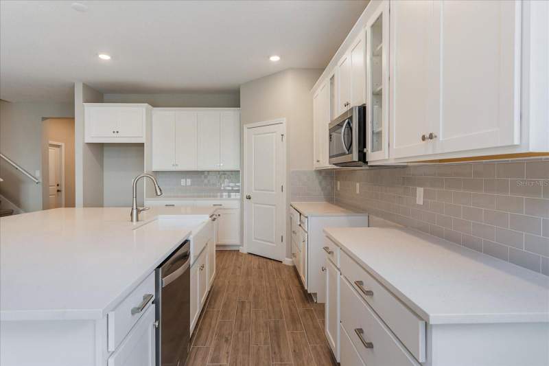 5 bedroom Single Family Residence at 6045 Flowering Cherry Bend, Avalon Woods, Winter Garden — photo 3