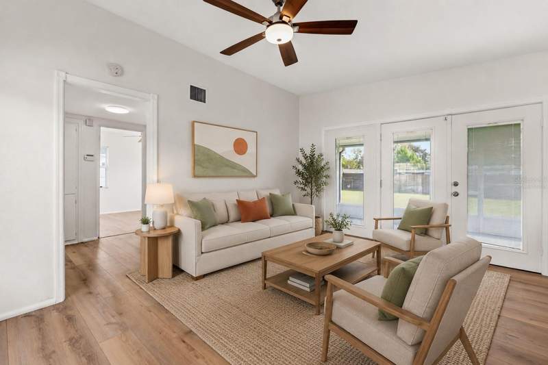 2 bedroom Single Family Residence at 139 S Alder Drive, Azalea Park Sec 03, Orlando — photo 4