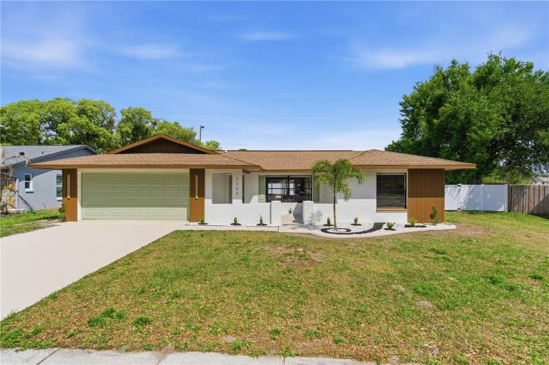3 bedroom Single Family Residence at 2309 PIN OAK LANE, SHADY OAK FARMS, CLEARWATER — photo 3