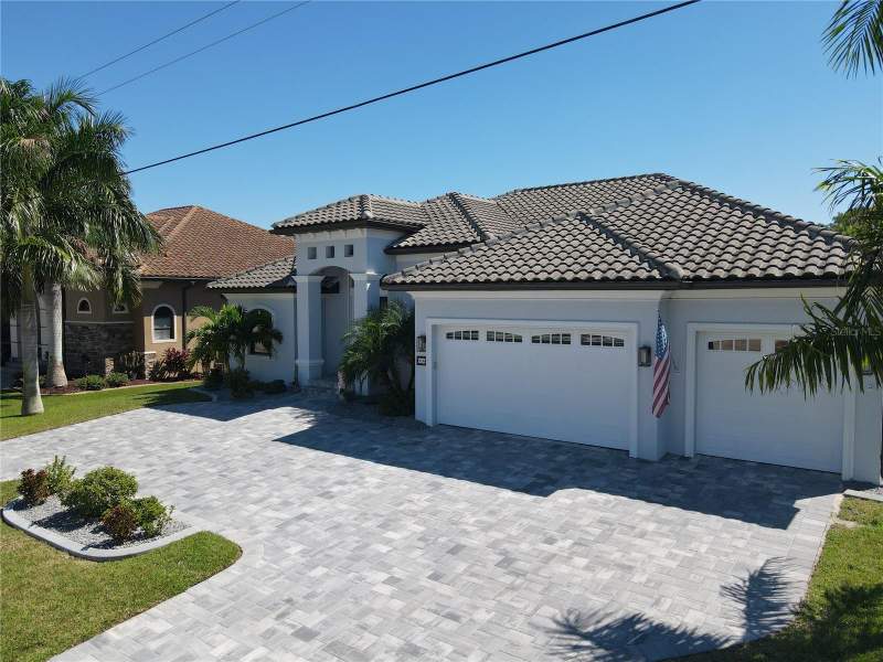 3 bedroom Single Family Residence at 319 Trieste Drive, Punta Gorda Isles Sec 15, Punta Gorda — photo 3