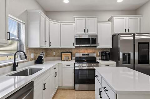 2729 Walden Woods Drive, Plant City FL - photo 6 of 6