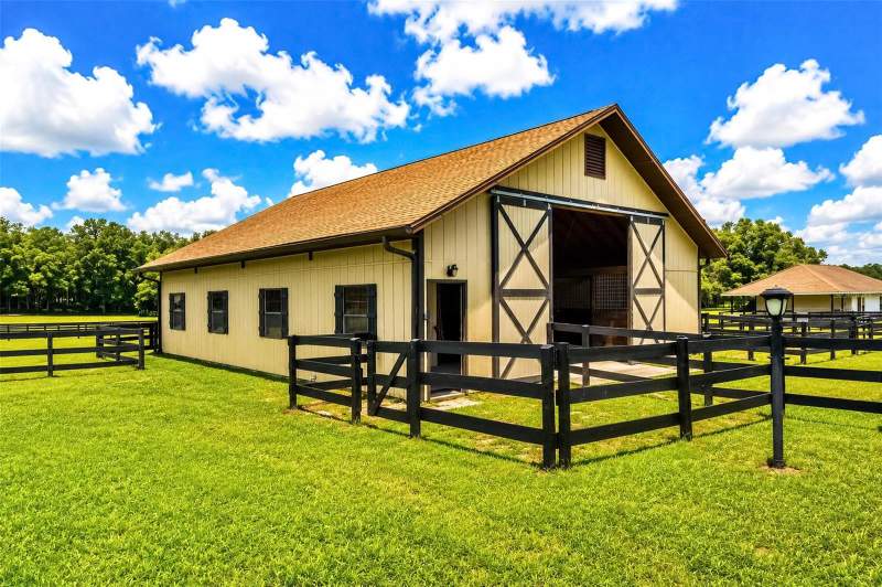 4 bedroom Farm at 6899 SW 99th Street, Countryside Farms/Ocala, Ocala — photo 3