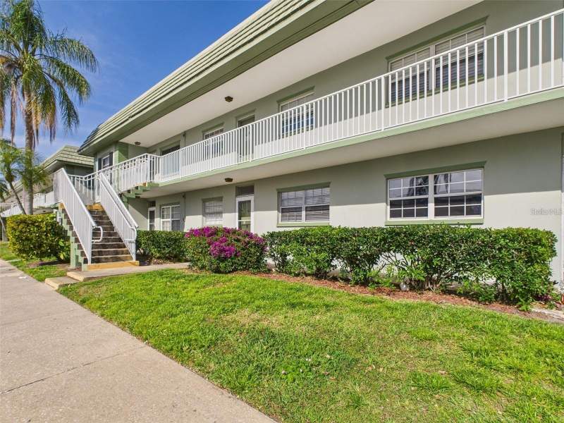 2 bedroom Condominium at 1433 S Belcher Road #G1, Imperial Court Apt, Clearwater — photo 2