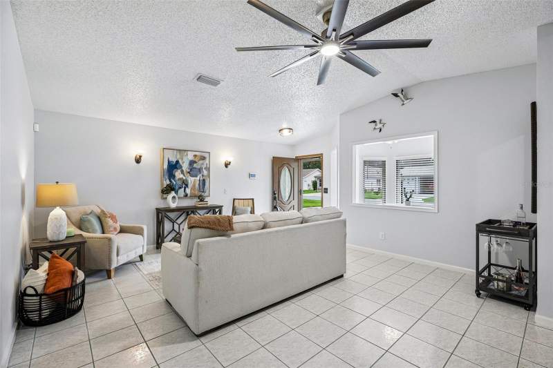 2 bedroom Single Family Residence at 710 Cortez Avenue, Orange Blossom Gardens, The Villages — photo 4