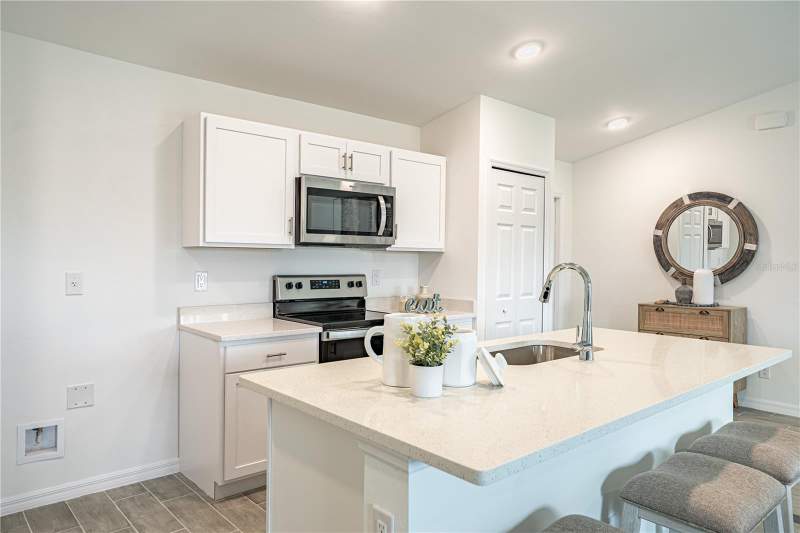 3 bedroom Single Family Residence at 5304 Gillot Boulevard, Port Charlotte Sec 053, Port Charlotte — photo 2