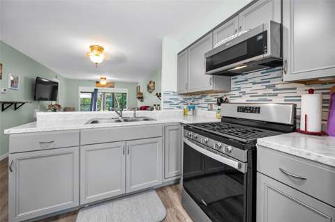 1175 Mission Circle #1175, Clearwater FL - photo 6 of 6