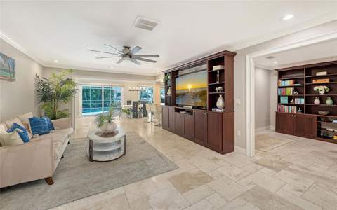 121 Holly Avenue, Sarasota FL - photo 13 of 41