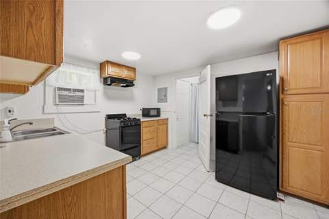 1032 NW 40th Avenue, Gainesville FL - photo 10 of 25