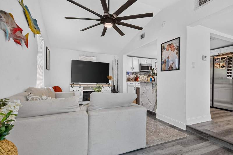 3 bedroom Single Family Residence at 4804 71st Street, Barcelo Park, St Petersburg — photo 5