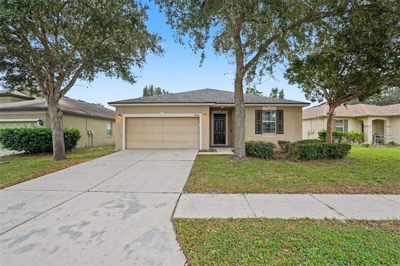 3 bedroom Single Family Residence at 8410 Indian Laurel Lane, Spring Ridge, Brooksville — photo 2