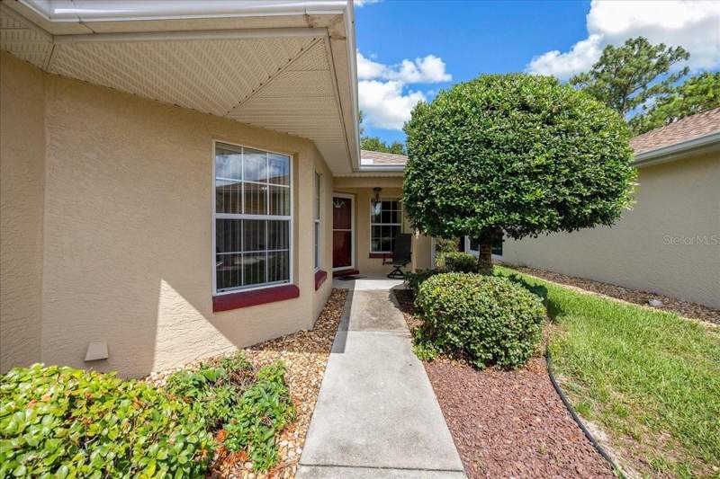 2 bedroom Single Family Residence at 9082 SW 102nd Circle, On Top/World Avalon Un 01, Ocala — photo 2