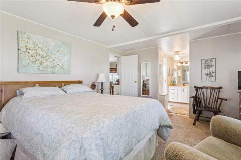 137 Jacaranda Drive, Leesburg FL - photo 15 of 48