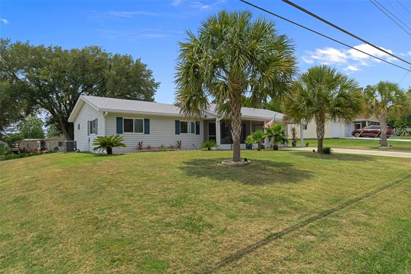 2 bedroom Single Family Residence at 6264 SW 103rd Street Road, Spruce Crk I, Ocala — photo 2