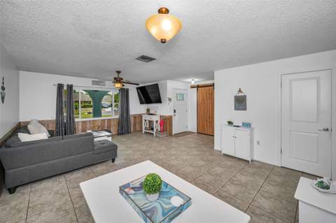 505 Whispering Oak Drive, Tarpon Springs FL - photo 15 of 98