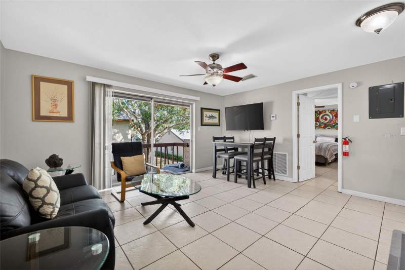 1 bedroom Condominium at 4215 E Bay Drive #1702F, Woodside Village Condo, Clearwater — photo 3