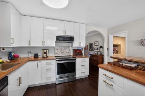 4204 S Renellie Drive, Tampa FL - photo 12 of 40