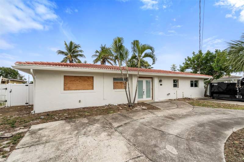 9570 SUN ISLE DRIVE home for sale in Sun Plaza Isles