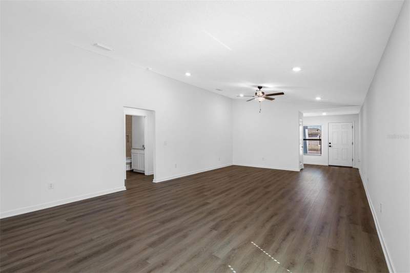 3 bedroom Single Family Residence at 11199 Murraysville Drive, Spring Hill, Spring Hill — photo 3