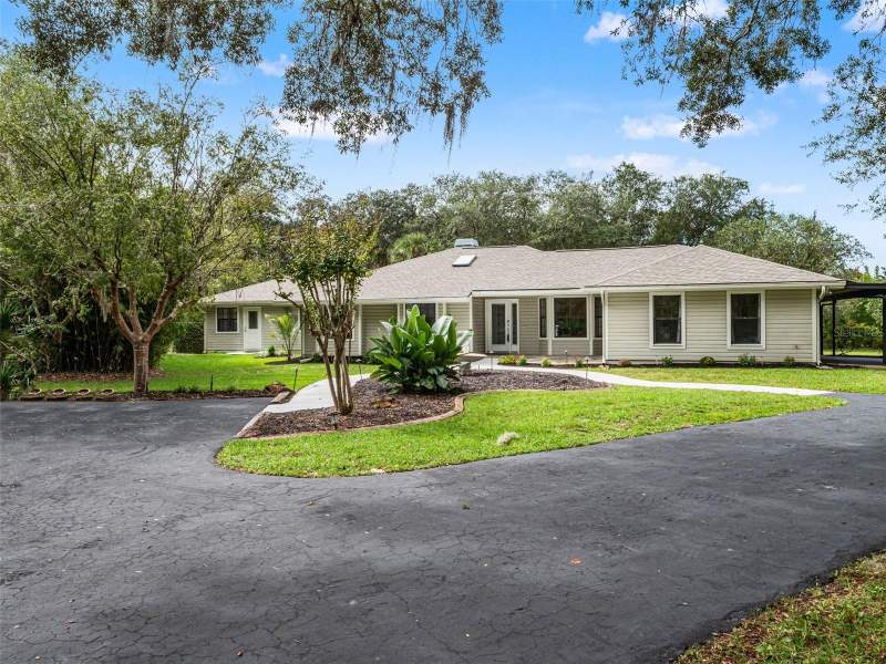 4 bedroom Single Family Residence at 298 Lake Markham Road, Yankee Lake Sub, Sanford — photo 3