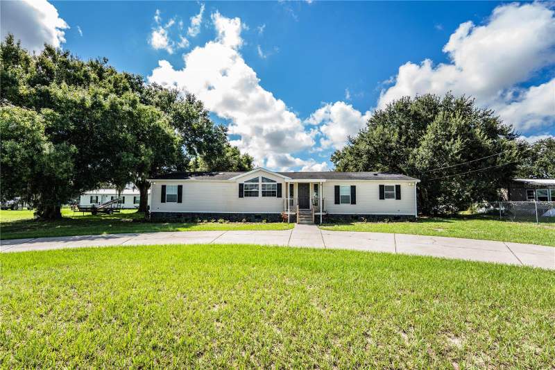4 bedroom Manufactured Home at 8045 Alturas Babson Park Cutoff Rd, Bartow, Bartow — photo 3