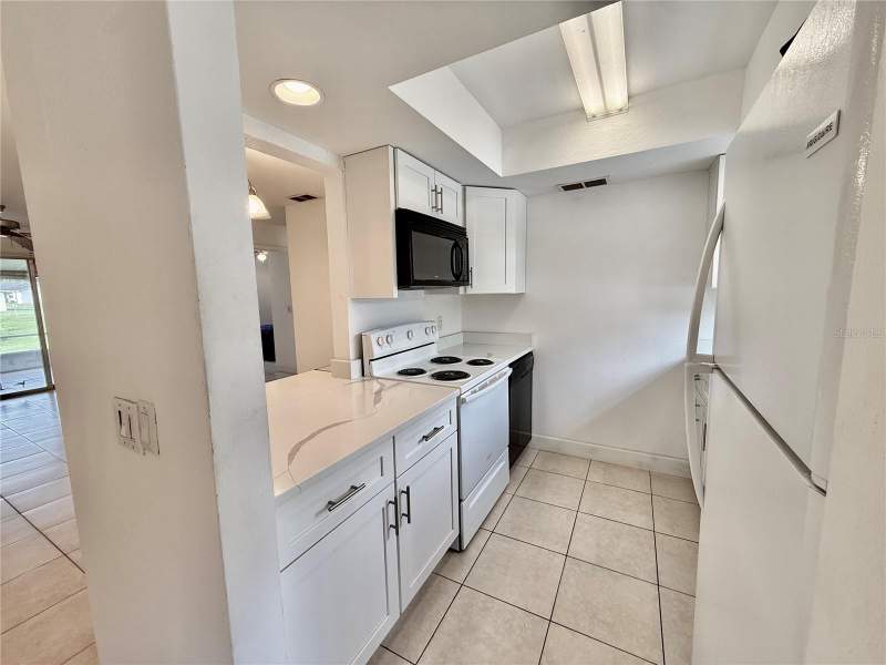 2 bedroom Condominium at 9605 Eastfield Road #9605, Eastfield Slopes Ph II A Co, Thonotosassa — photo 3