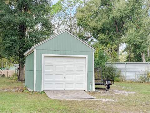 6530 NW 38th Place, Bell FL - photo 16 of 29