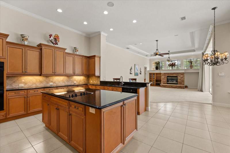 4 bedroom Single Family Residence at 420 Valley Stream Drive, Seminole Woods 5 Ac Dev, Geneva — photo 3