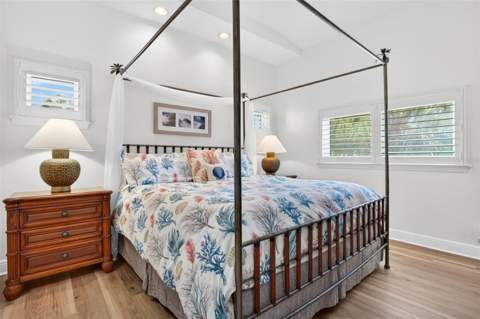 831 Mandalay Avenue, Clearwater Beach FL - photo 21 of 61