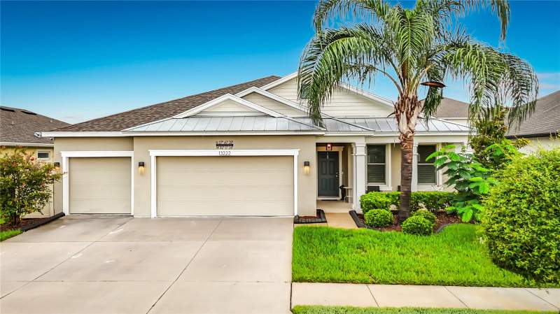 4 bedroom Single Family Residence at 13222 Moss Grass Way, Reserve At Pradera Phase 2 Lot 2 Block 10, Riverview — photo 2