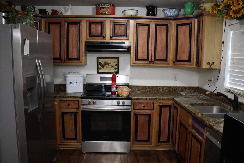 3 bedroom Single Family Residence at 1102 Redbird Street, Leisure Lakes Sec 06, Lake Placid — photo 5
