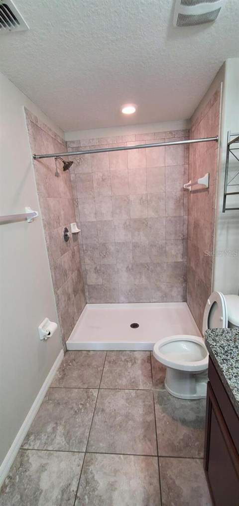 10422 Lake Montauk Drive, Riverview FL - photo 10 of 16