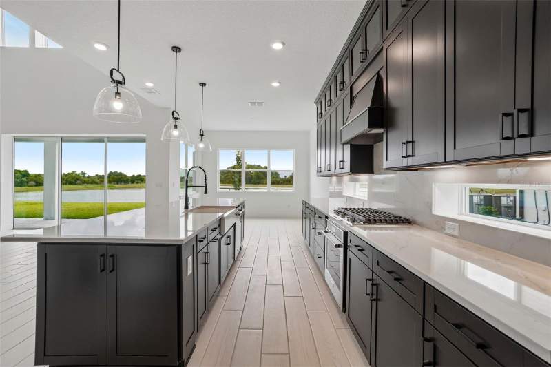 5 bedroom Single Family Residence at 34907 Lowery Trail, Two Rivers, Zephyrhills — photo 5