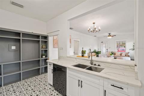 102 W North Street, Tampa FL - photo 14 of 45