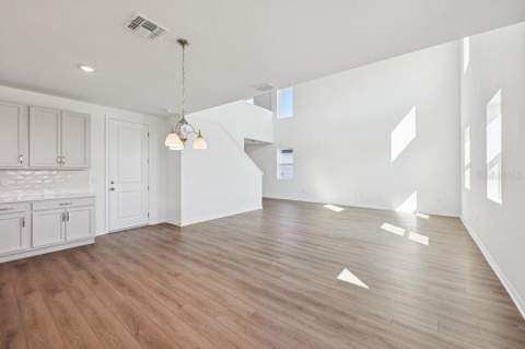 17631 Lake Star Road, Winter Garden FL - photo 9 of 41