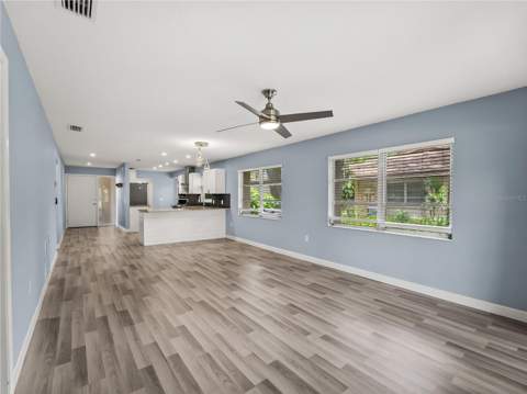 7113 Bright Creek Drive #100, Sarasota FL - photo 15 of 44