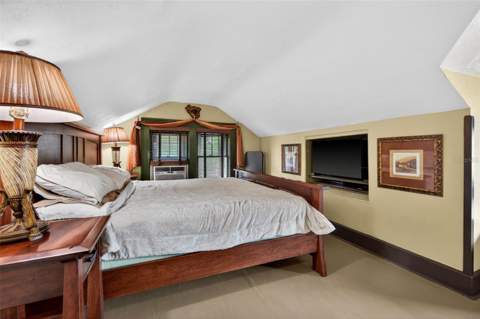 652 8th Avenue, St Petersburg FL - photo 18 of 27