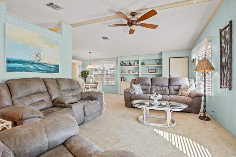 2 bedroom Manufactured Home at 6619 Westchester Drive, Lake N Golf Estates, Winter Haven — photo 5