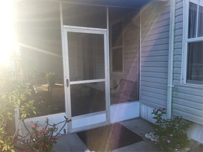 2 bedroom Mobile Home at 6580 Seminole Boulevard #733, Holiday Village Co-Op M/H (Unrecorded), Seminole — photo 4