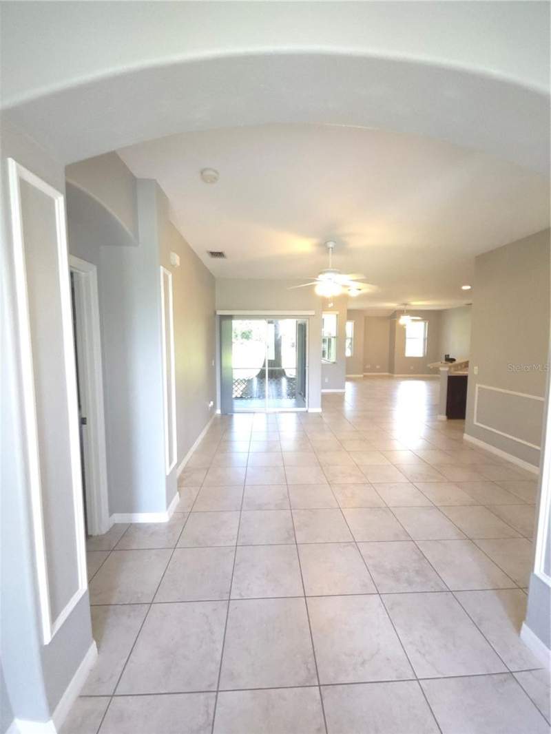 3 bedroom Single Family Residence at 4038 Langsom Lane, Port Charlotte Sub 31, North Port — photo 3
