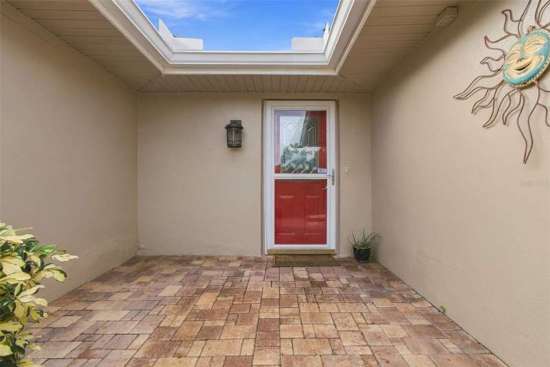 3 bedroom Single Family Residence at 2254 Heron Cir, Sound South Unit Two, Clearwater — photo 3